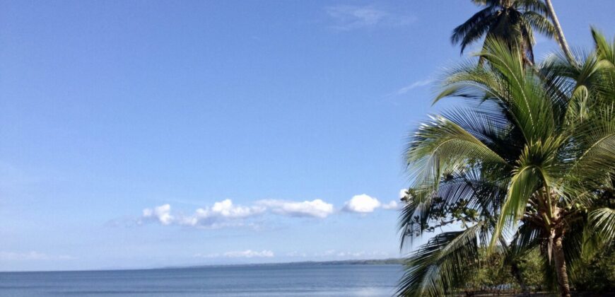 Titled Lot Near A Hidden Beach Close To Town