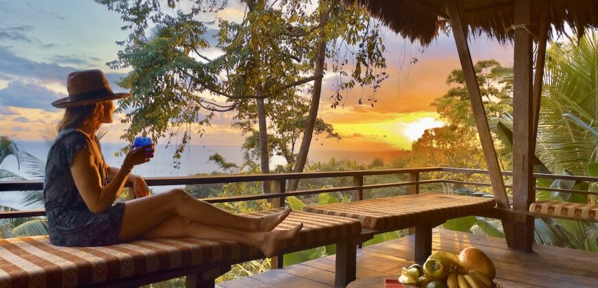 Spectacular Rainforest and Ocean View Retreat