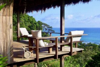 Spectacular Rainforest and Ocean View Retreat