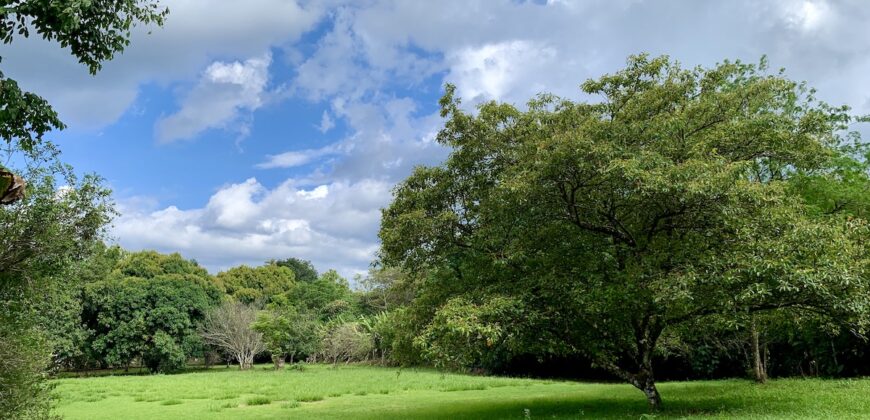 Titled Lot in Nice Beach Community