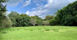 Titled Lot in Nice Beach Community