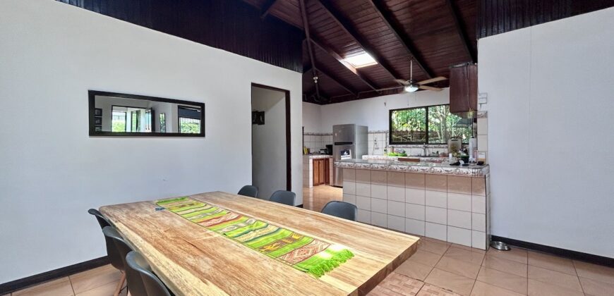 Charming Turn-Key Home in Puerto Jiménez