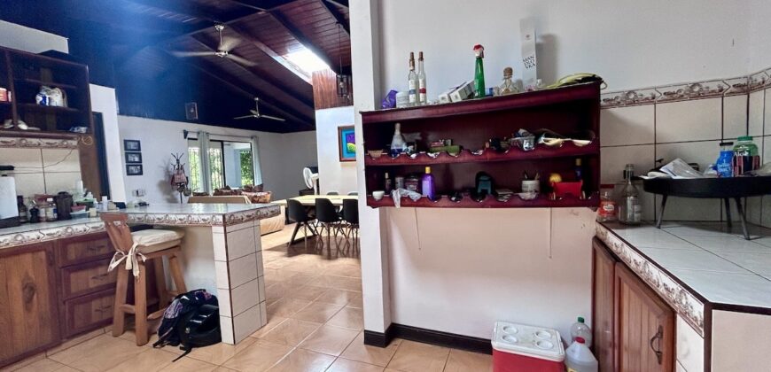 Charming Turn-Key Home in Puerto Jiménez